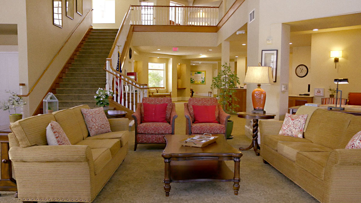 The Villages Assisted Living Lounge- Retirement Living in San Luis Obispo